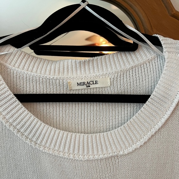 American Flag Sweater - Picture 2 of 3